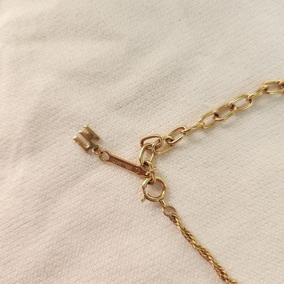 Nina Ricci Gold Tone Rhinestone pendant signed - Picture 8 of 14